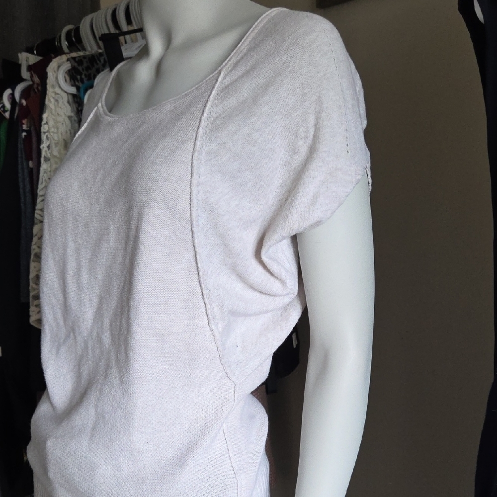 Guess Cream Crew Neck Knit Batwing Cap Sleeve Light Sweater w Back Cinching Tie - Picture 3 of 9